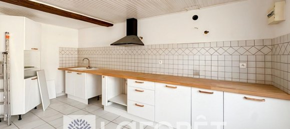 5 chambres Maison à Saint-Genis-de-Saintonge, France No. 361778 9