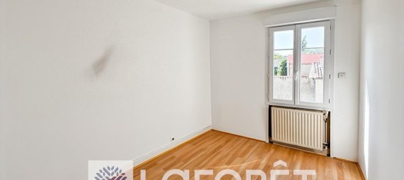 5 chambres Maison à Saint-Genis-de-Saintonge, France No. 361778 11