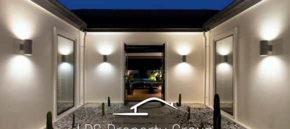 5 bedrooms Cafe / restaurant in Hua Hin, Thailand No. 6631 11