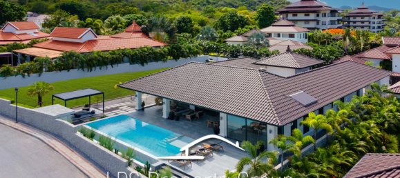 5 bedrooms Cafe / restaurant in Hua Hin, Thailand No. 6631 2