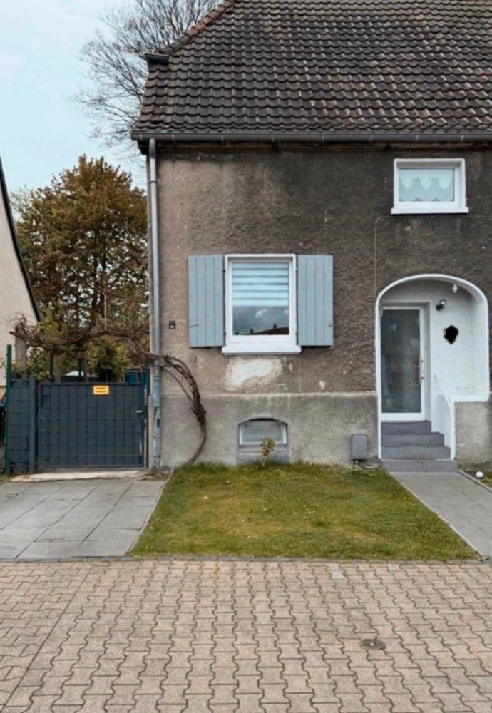 Таунхаус с 2 спальнями в Гельзенкирхен, Германия № 302880