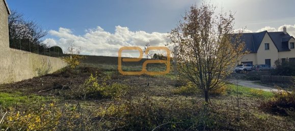 5234m² Land in Loches, France No. 90953 3