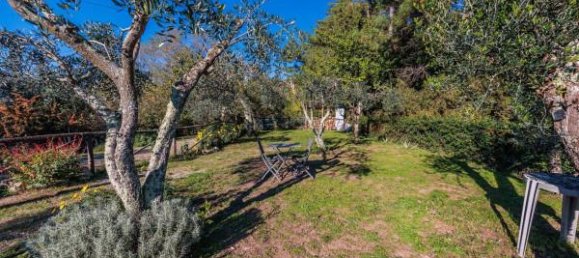 4 rooms House in Camaiore, Italy No. 137461 10