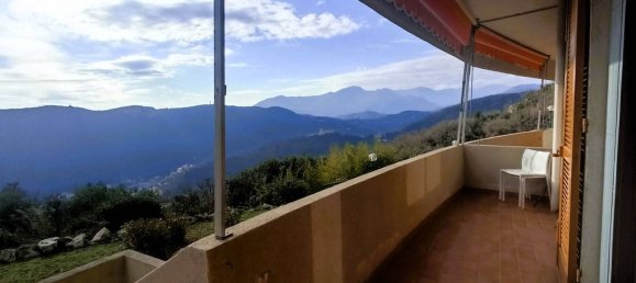 2-salle Appartement à Finale Ligure, Italy No. 213439 23