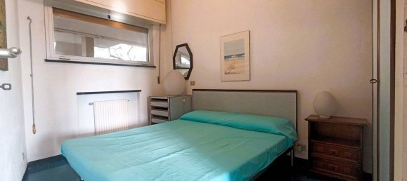 2-salle Appartement à Finale Ligure, Italy No. 213439 12