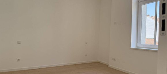 Квартира с 2 комнатами в Оттакринг, Австрия № 211762 27