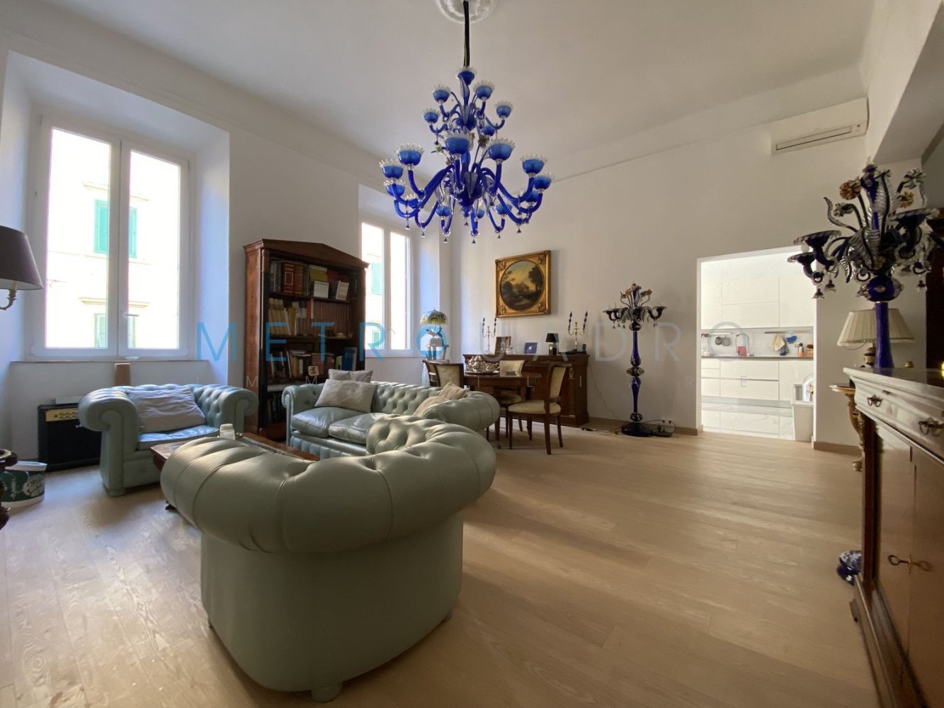 10 غرف نوم شقة في Livorno, Italy رقم 401080