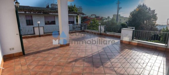 Вилла с 5 комнатами в Неаполь, Италия № 32304 32