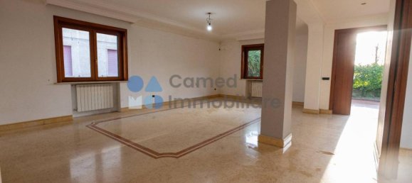 Вилла с 5 комнатами в Неаполь, Италия № 32304 8