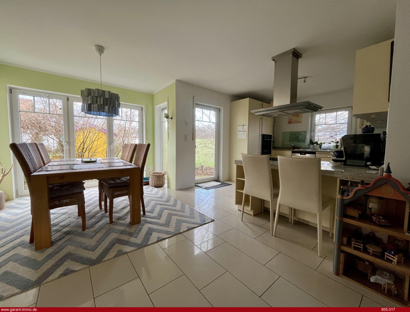 Дом с 4 спальнями в Дахау, Германия № 119472