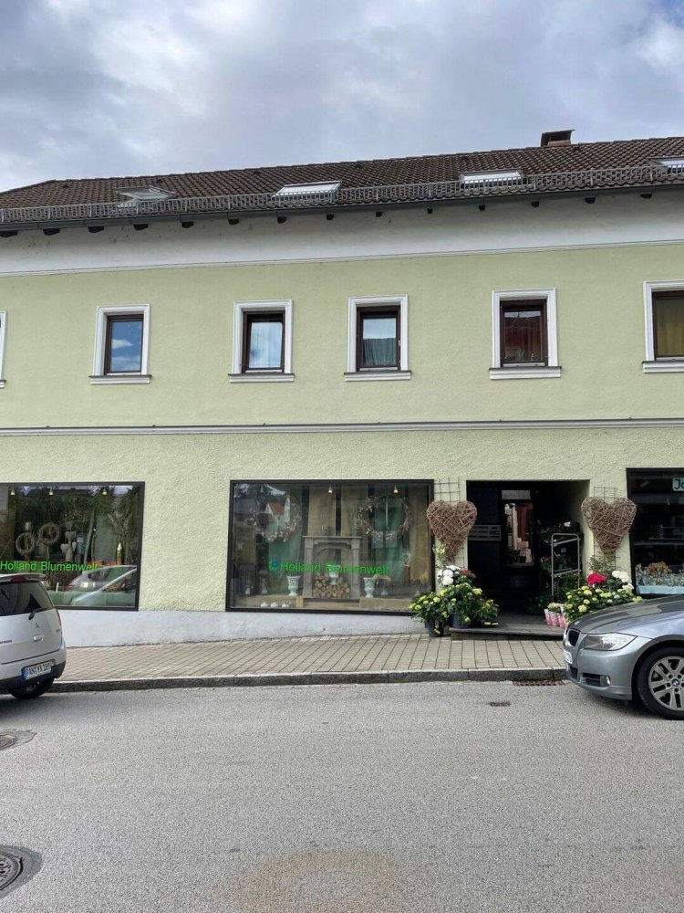 13 rooms Building in Rottal-Inn, Germany No. 226475