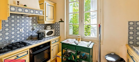 5 bedrooms House in Bernay, France No. 353084 9