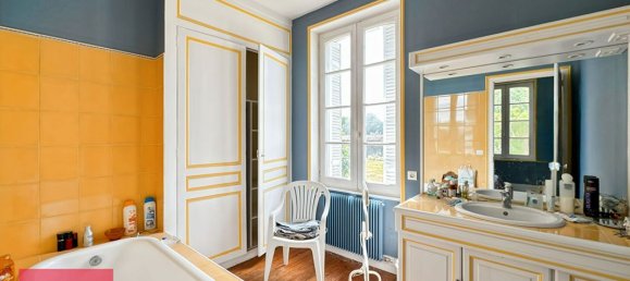 5 bedrooms House in Bernay, France No. 353084 15