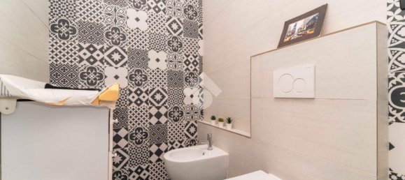 2 bedrooms Apartment in Grugliasco, Italy No. 322119 8