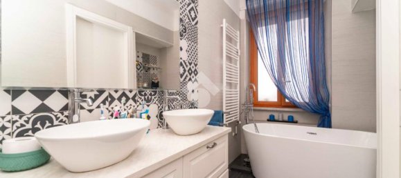 2 bedrooms Apartment in Grugliasco, Italy No. 322119 10