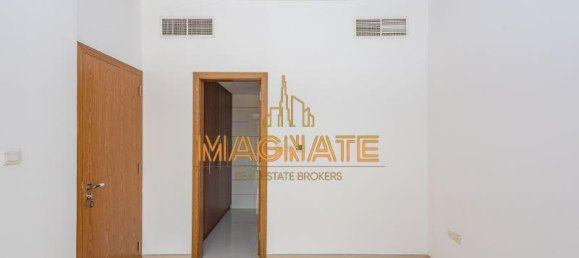 4 bedrooms Villa in Jumeirah Village Circle, UAE No. 24948 13