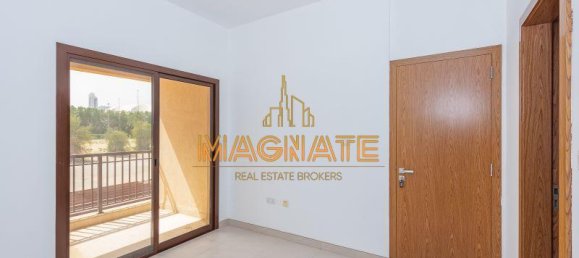 4 bedrooms Villa in Jumeirah Village Circle, UAE No. 24948 12