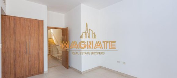 4 bedrooms Villa in Jumeirah Village Circle, UAE No. 24948 10