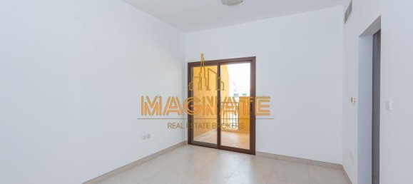 4 bedrooms Villa in Jumeirah Village Circle, UAE No. 24948 8