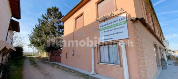 5 rooms Commercial property in Isola d'Asti, Italy No. 162127 3