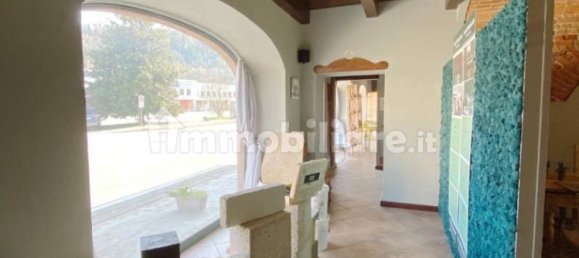 5 rooms Commercial property in Isola d'Asti, Italy No. 162127 13