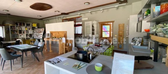 5 rooms Commercial property in Isola d'Asti, Italy No. 162127 20