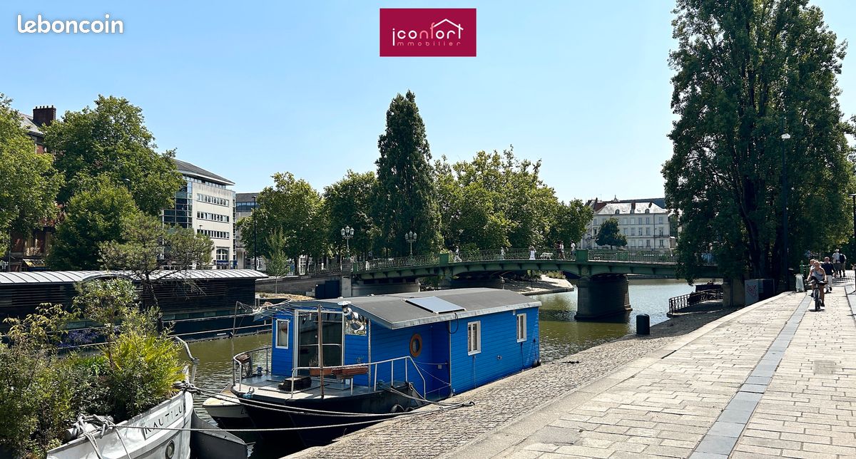 Studio in Nantes, France No. 337499