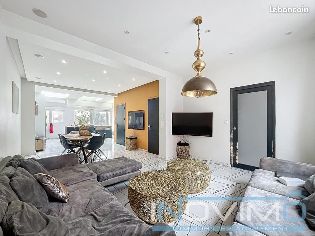 4 bedrooms House in Dunkerque, France No. 281404