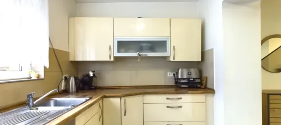 Здание с 5 комнатами в Баден-Вюртемберг, Германия № 38100 10