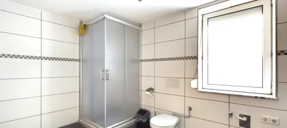 Здание с 5 комнатами в Баден-Вюртемберг, Германия № 38100 22