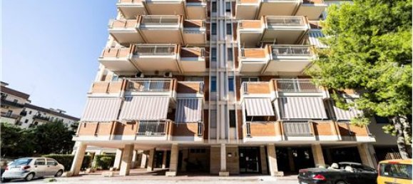 3 Schlafzimmer Wohnung in Bari, Italy, Nr. 280083 26