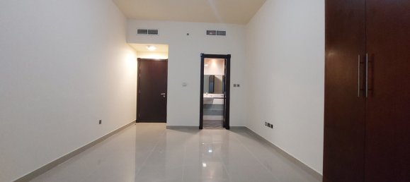 Квартира с 3 спальнями в Al Mina, ОАЭ № 5021 12