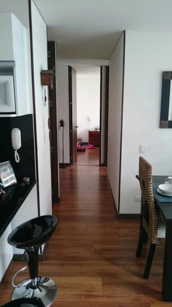 Casa de 3 dormitorios en Bogotá, Colombia No. 10808