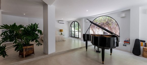 4 غرف نوم منزل في Estepona, Spain رقم 34856 49