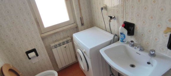 Apartamento de 2 habitaciónes en Rapallo, Italy No. 101199 25