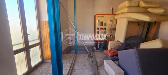 Дом с 1 спальней в Казамарчано, Италия № 329344 10