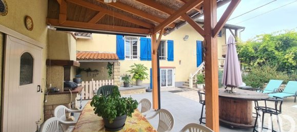 3 Schlafzimmer Haus in Neuville-de-Poitou, France, Nr. 311861 2