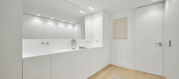 3 bedrooms Apartment in Madrid, Spain No. 125828 7