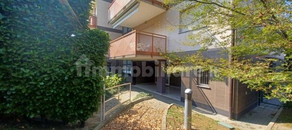 2 bedrooms Apartment in Rho, Italy No. 319872 4