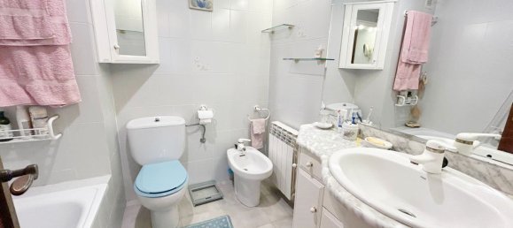 3 bedrooms Apartment in Vitoria-Gasteiz, Spain No. 155583 22