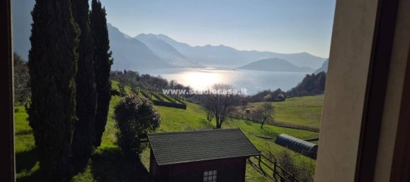 3 rooms Villa in Solto Collina, Italy No. 33075 11