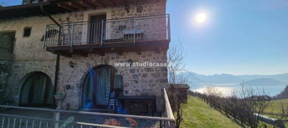 3 rooms Villa in Solto Collina, Italy No. 33075 2