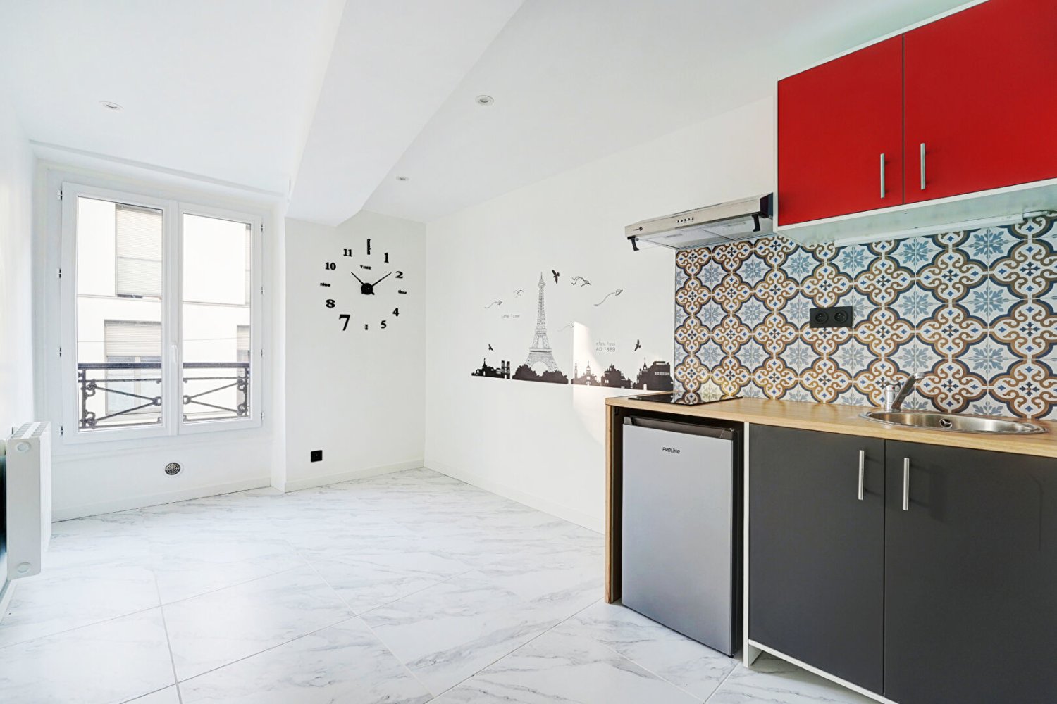 Studio in Paris, France No. 113896