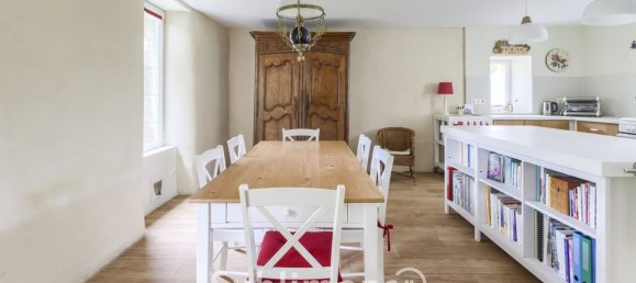 5 bedrooms House in Sulniac, France No. 284632 4