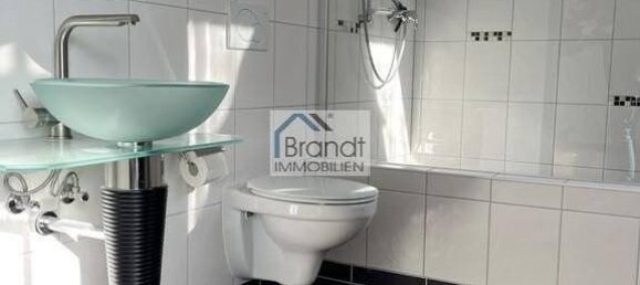 7 rooms House in Lower Saxony, Germany No. 212486 20