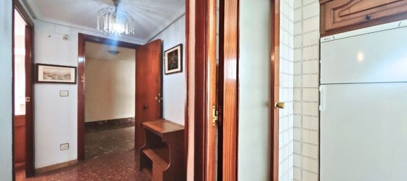 Apartamento de 3 dormitorios en Zaragoza, Spain No. 163283 2