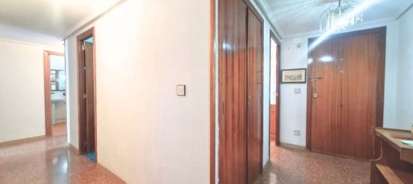 Apartamento de 3 dormitorios en Zaragoza, Spain No. 163283 21