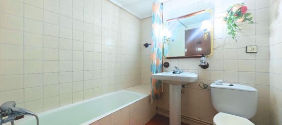 Apartamento de 3 dormitorios en Zaragoza, Spain No. 163283 34