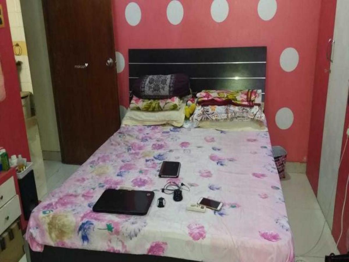 2 bedrooms House in Mumbai, India No. 6421