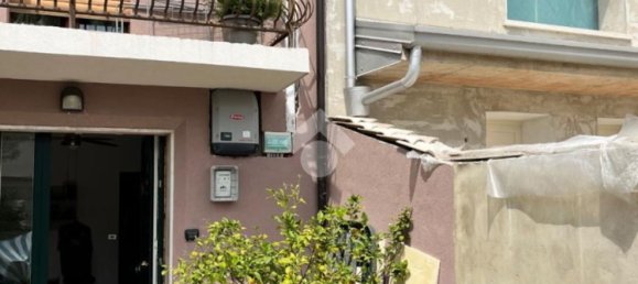 4 rooms House in Valeggio sul Mincio, Italy No. 60575 40